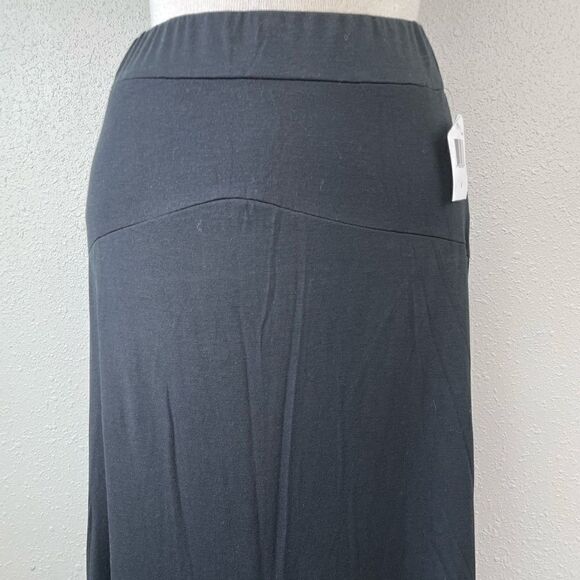 NWT Poof ApparelBlack Maxi Skirt Size S - Picture 1 of 6